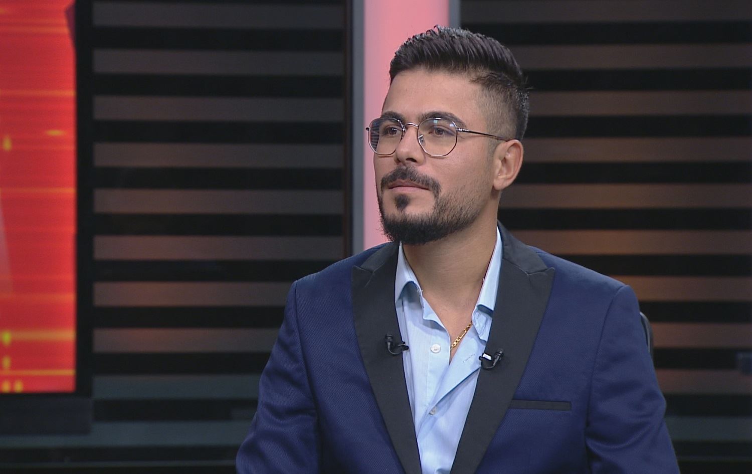 Xwebexşekî ji Rojavayê Kurdistanê bi hawara kesên li deryayan asê mane ve diçe