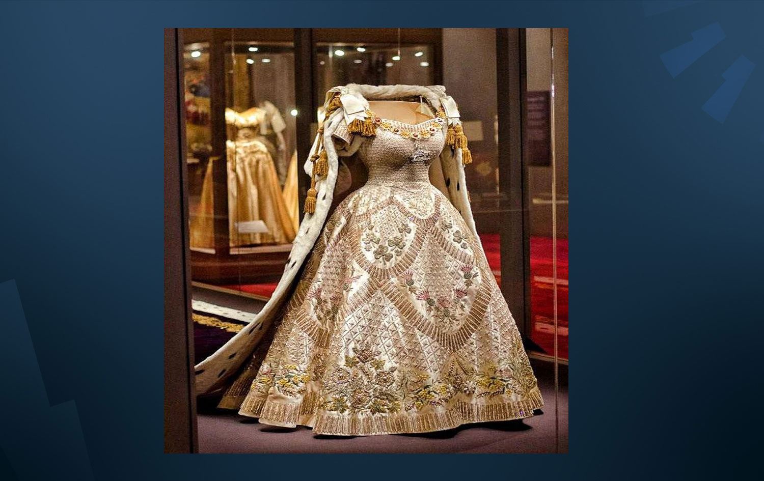 Kraliçe 2. Elizabeth’in o ünlü elbisenin kumaşını Kürt usta hazırladı