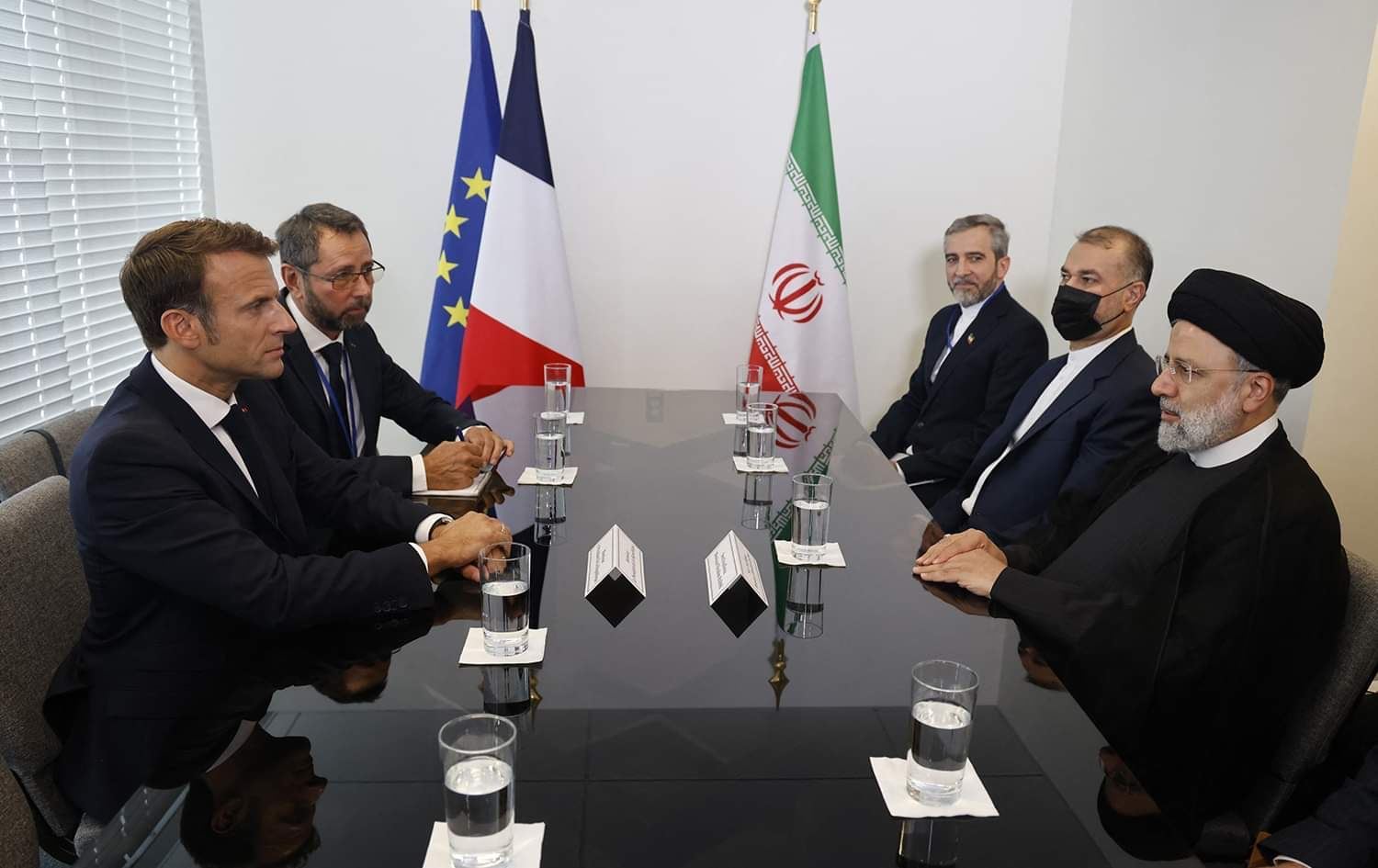 Reisi, New York’ta Macron ile bir araya geldi