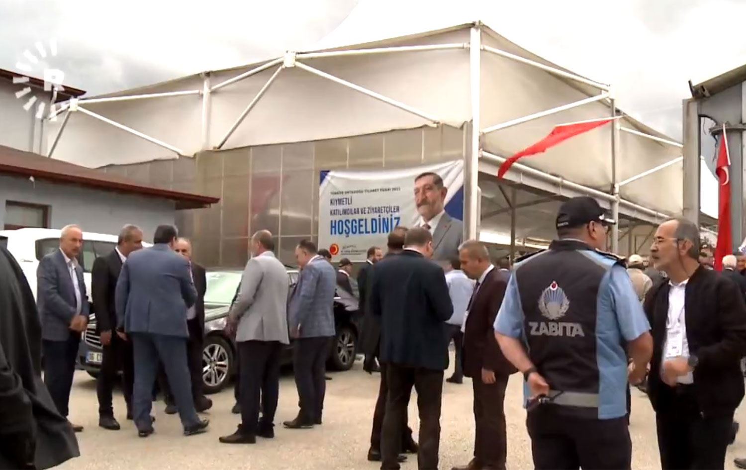 Kürdistan Bölgesi ve Türkiyeli iş insanları sınır kapılarındaki engellerin kaldırılmasını istiyor