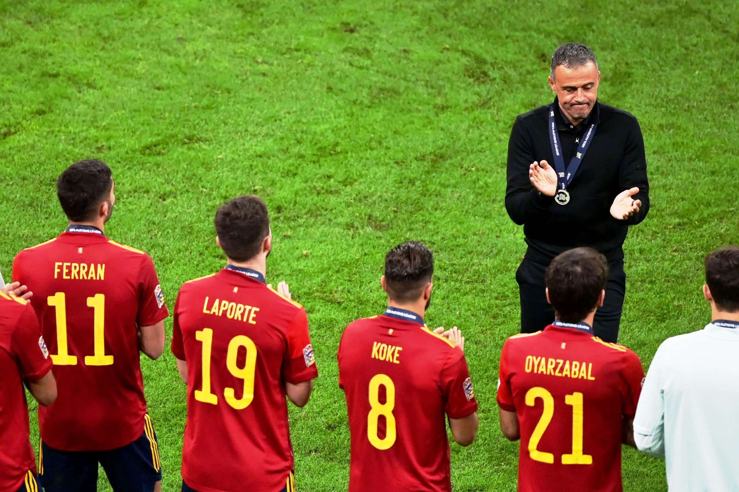 راهێنەری هەڵبژاردەی ئیسپانیا: 40 ئەستێرەم هەیە