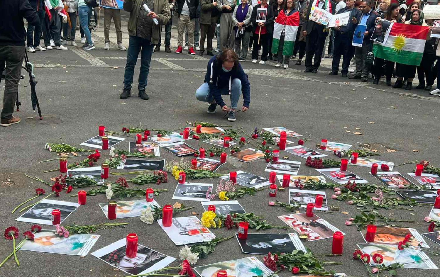 لە کۆڵن خۆپێشاندان بۆ پشتگیری لە ناڕەزایەتییەکانی رۆژهەڵاتی کوردستان و ئێران بەڕێوەچوو