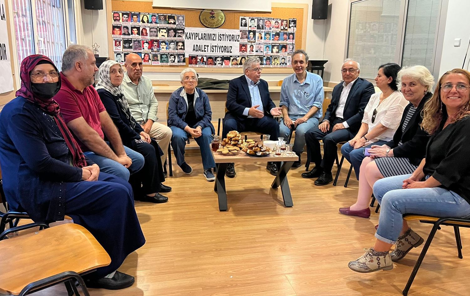 Raporterê Parlamentoya Ewropayê: Gelekî asan e li Tirkiyê wek terorîst werî binavkirin