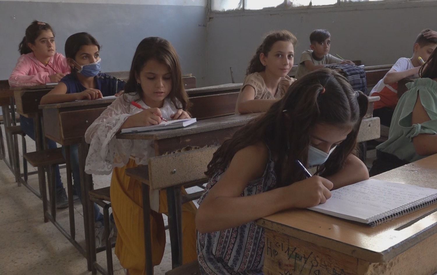 Rêveberiya Xweser rê nade programa xwendinê ya hikûmeta Sûriyê bê bikaranîn