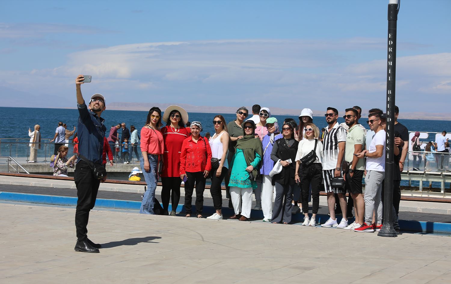 Wan: Di 3 mehan de geştyaran milyarek û 500 hezar lîre xerc kirine