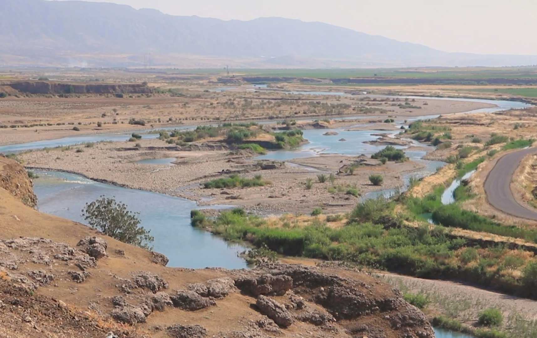 لە زاخۆ دوو پڕۆژەی گواستنەوەی ئاو لەسەر رووبارەکانی هیزل و خابوور دروست دەکرێن