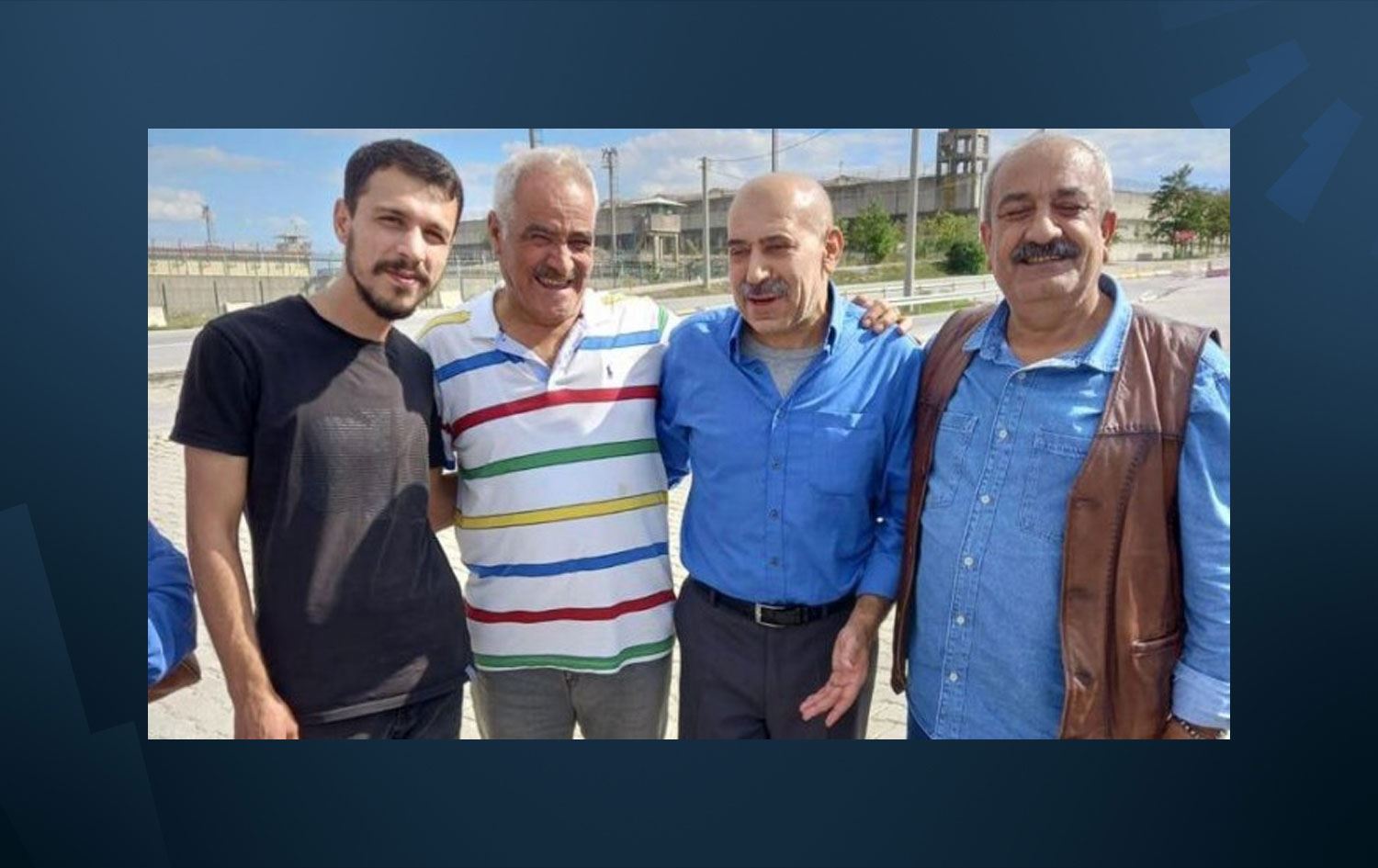 Siyasi tutuklu 30 yılın ardından cezaevinden çıktı