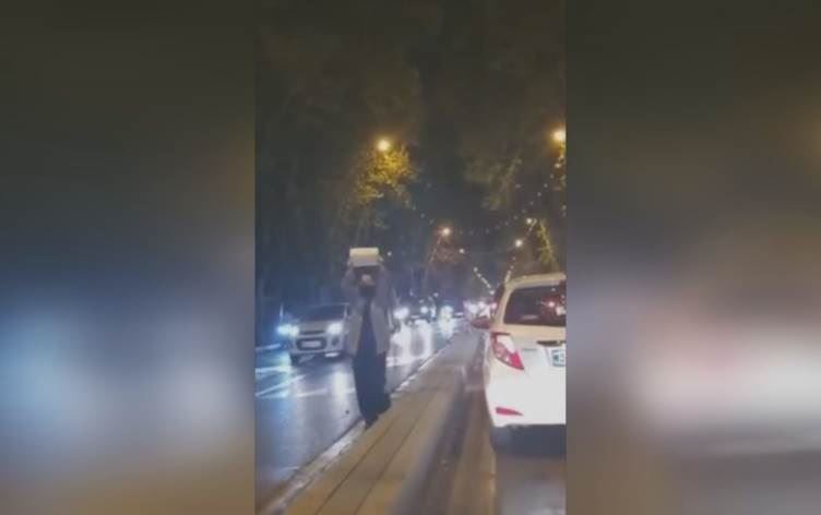 Sine: Hêzên Îranê hewl didin xwepêşanderan bi gaza rondikrêj belav bikin