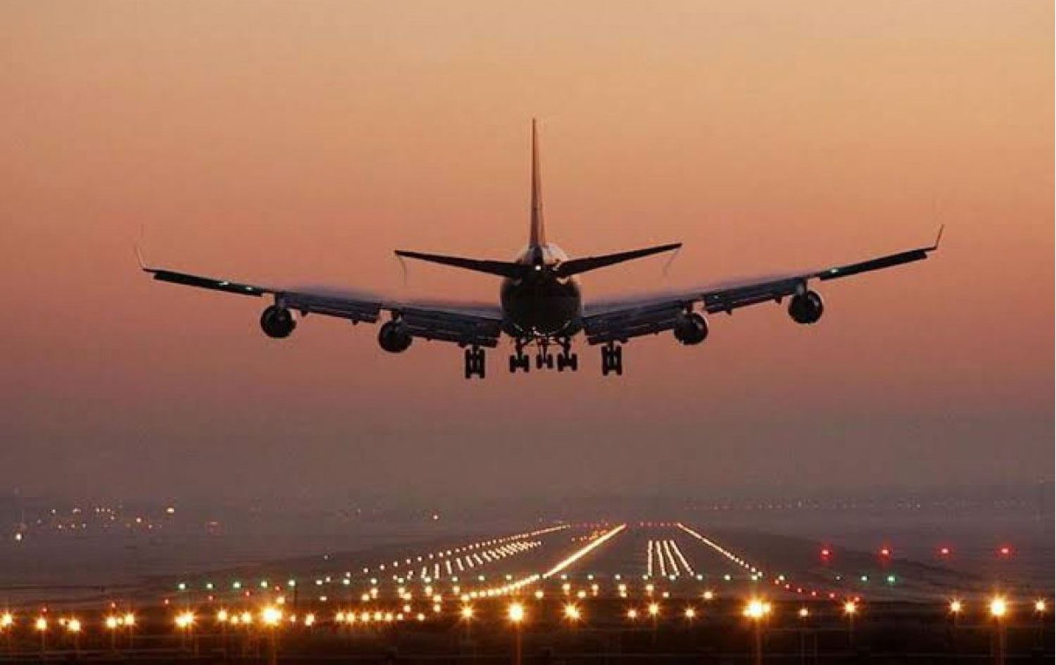 Yunanistan'dan İstanbul'a hareket eden uçakta büyük panik