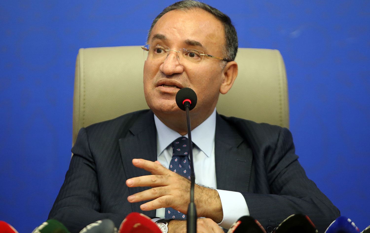 Adalet Bakanı Bozdağ: Anayasa değişikliği için çalışmalara başlayacağız