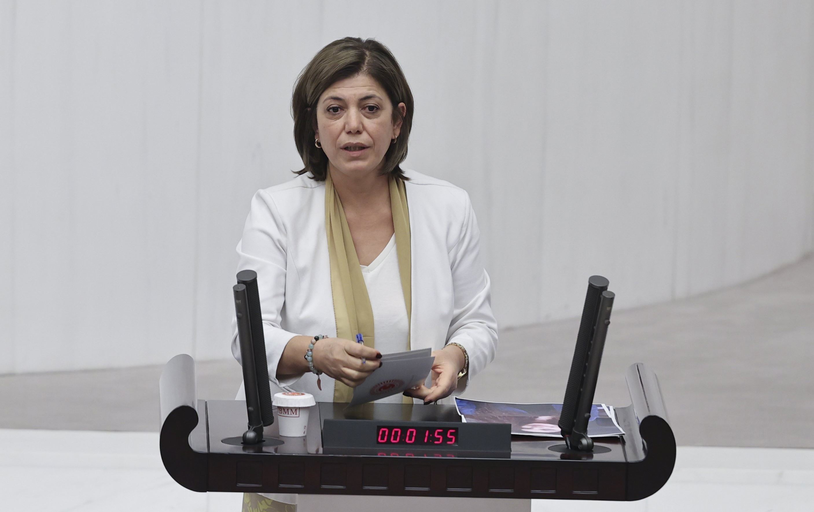 Beştaş li ser projeyasaya sosyal medyayê: AKP bi vê yasayê dixwaze rastiyan reş bike