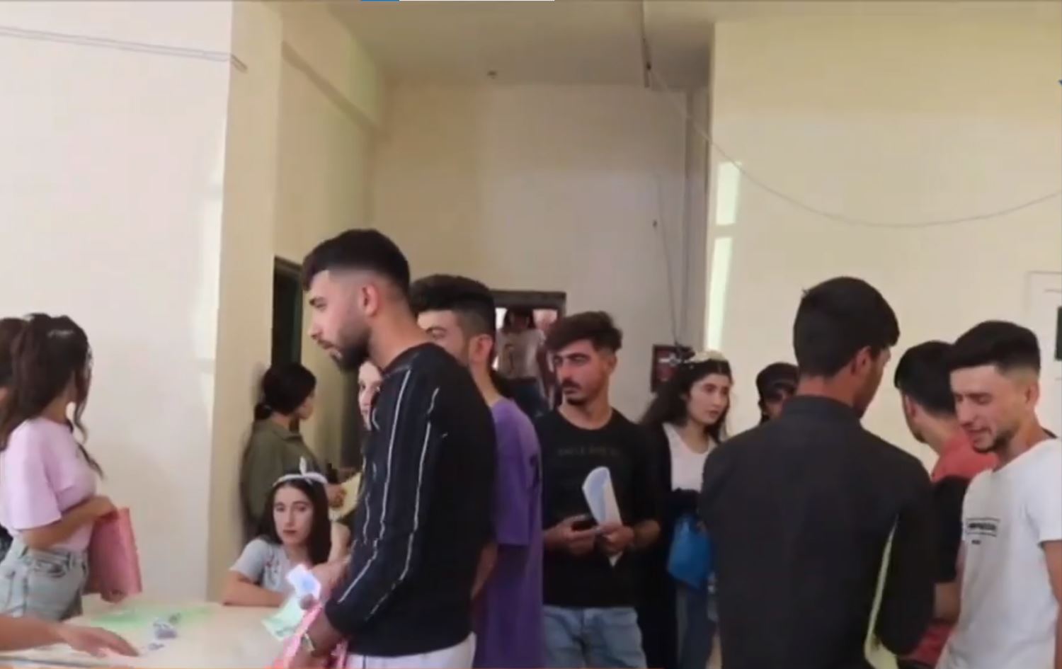 Rojavayê Kurdistanê: Nebûna danpêdanê bi bawernameyên zanîngehan pirsgirêk derxistine holê