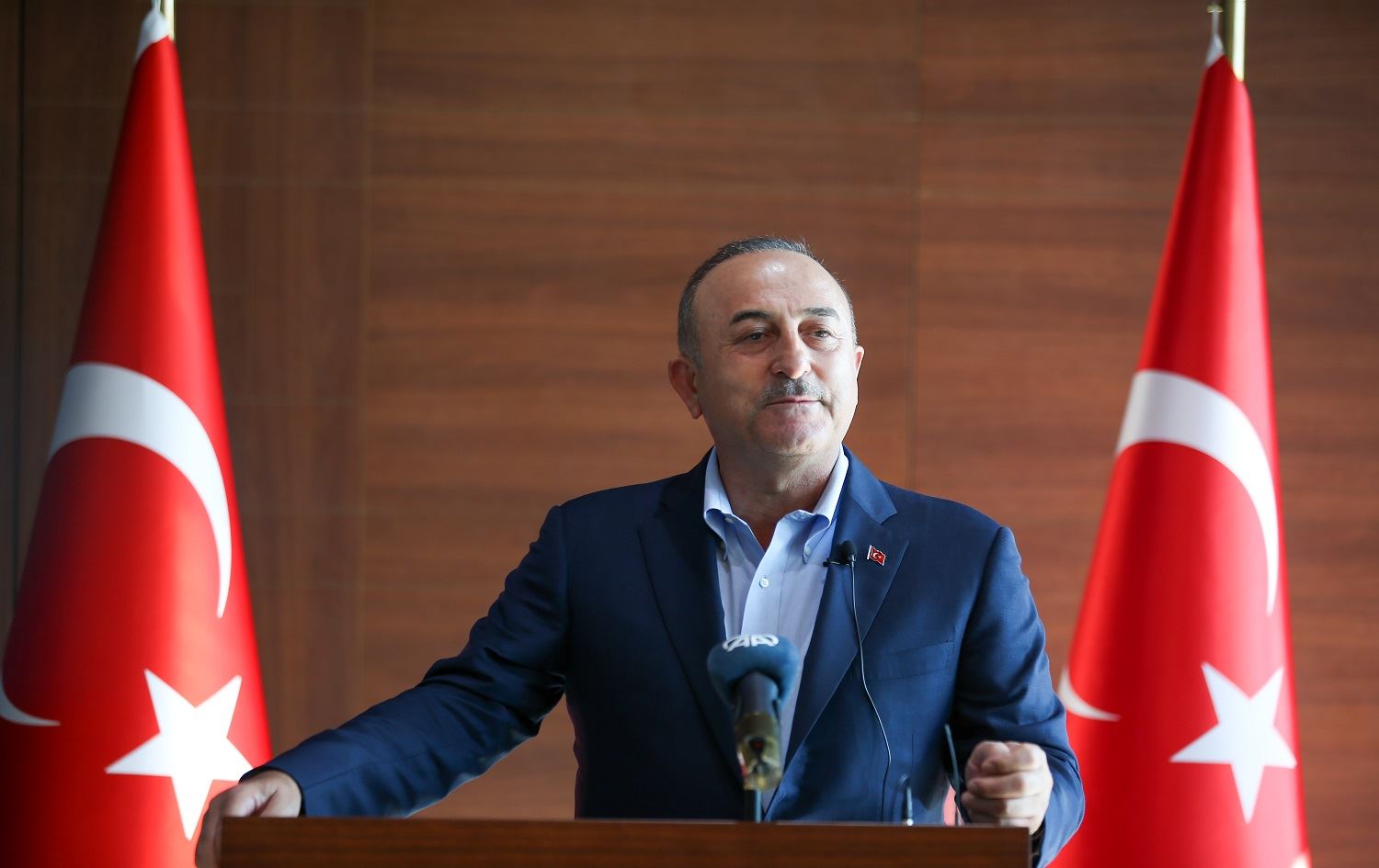 Çavuşoglu banga xwe ya ji bo opozisyon û hikûmeta Sûriyê bûbû cihê nerazîbûnê dubare kir