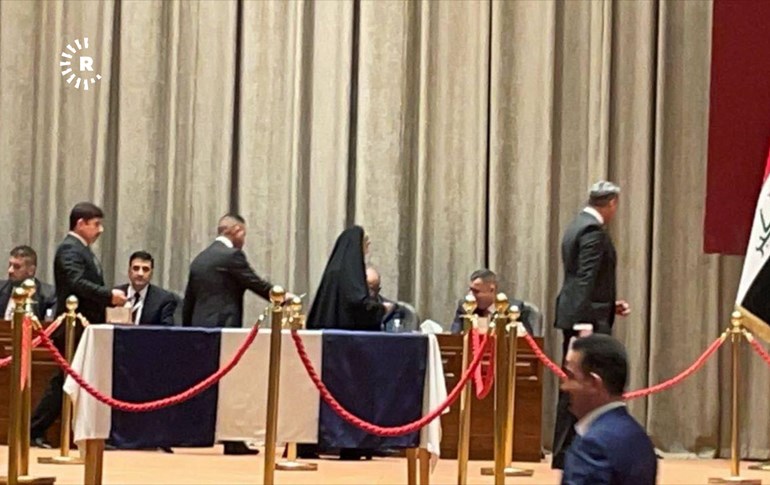 بەڕێوەچوونی پرۆسەی دەنگدانی نهێنی لە پەرلەمانی عێراق بۆ هەڵبژاردنی سەرۆککۆمار