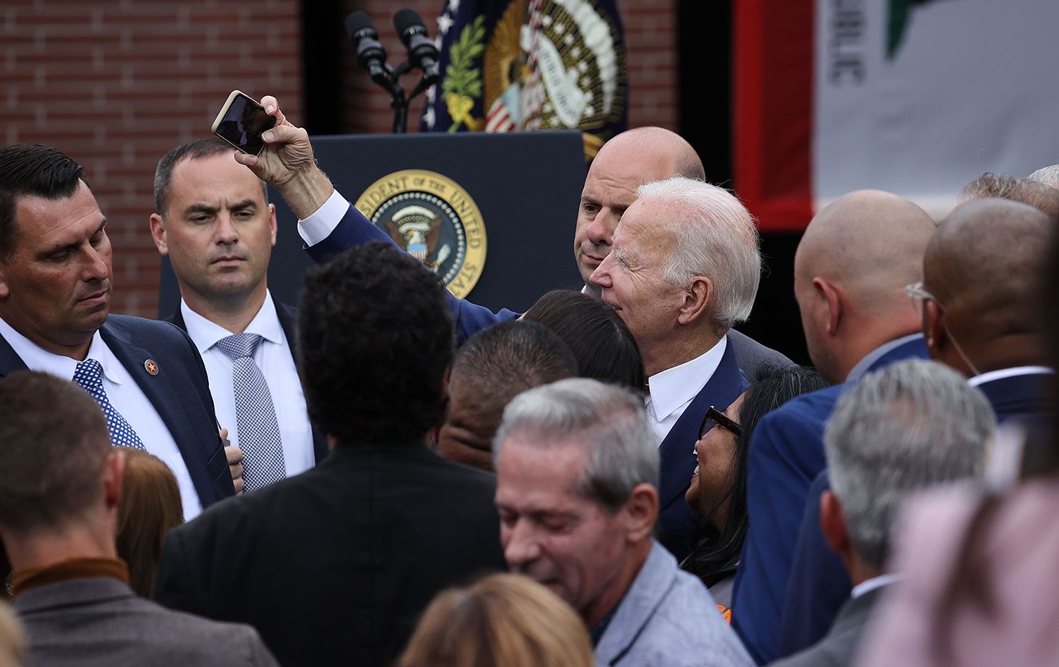 Biden: İran'daki Jina Emini ‘uyanışını’ uzun süre susturulamayacak