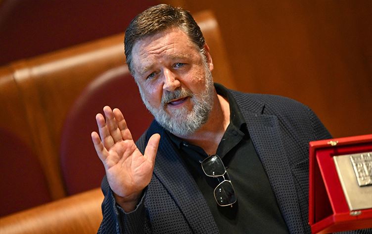 راسل کرۆو وەک باڵیۆزی شانازیی رۆما دەستنیشانکرا