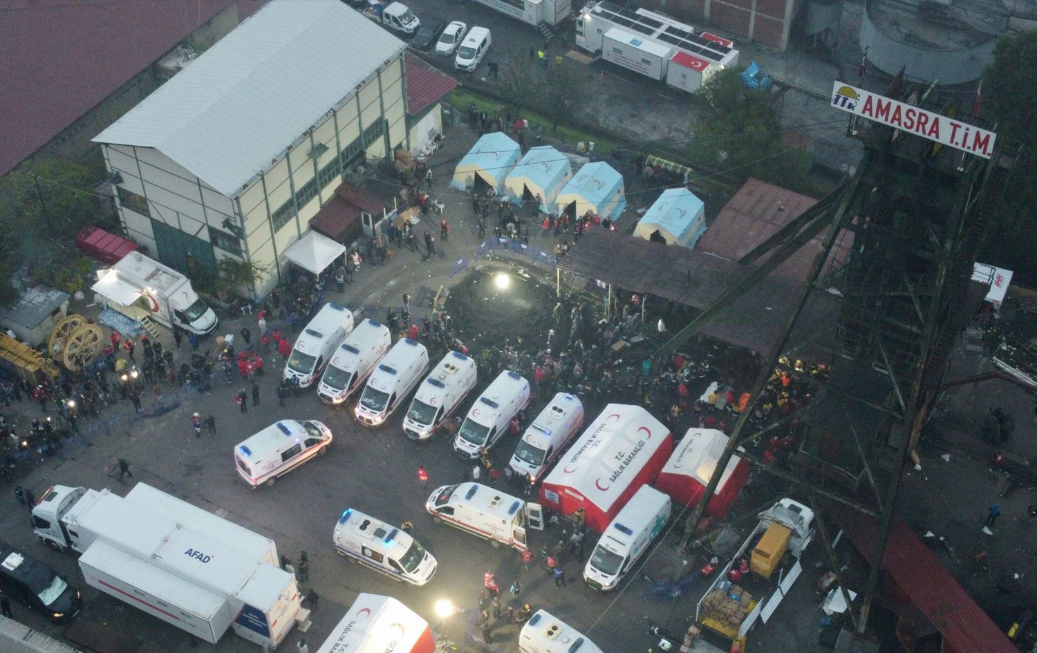 Li Bartinê teqîna li kana madenê: 40 kesan canê xwe ji dest dan