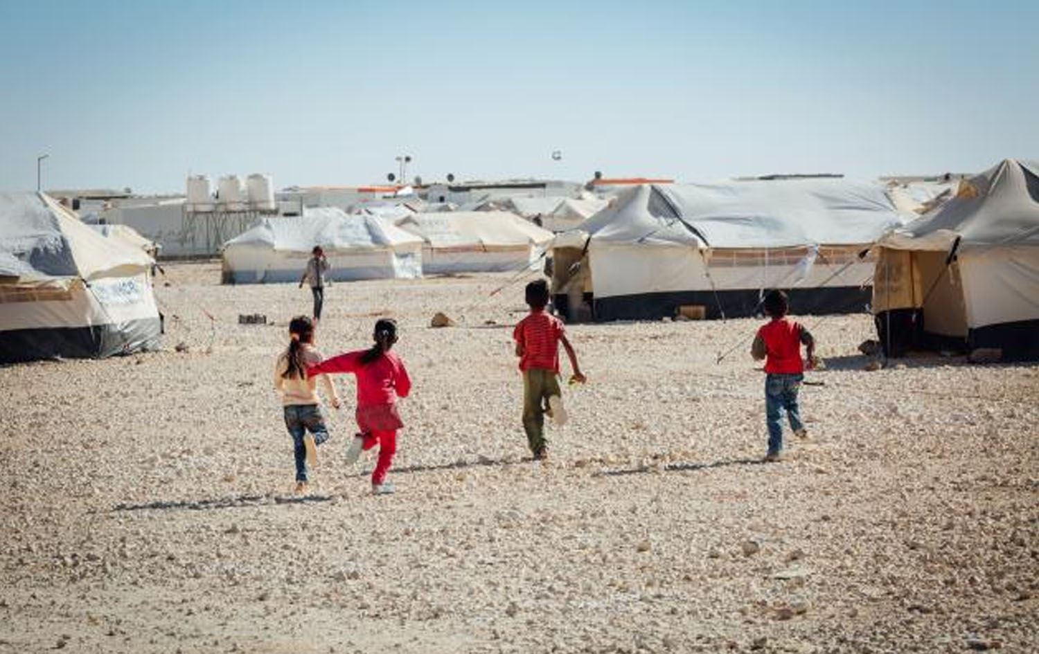 کوێت 100 هەزار دۆلار هاوکاری دەداتە پەناخوازانی سووریا لە ئوردن