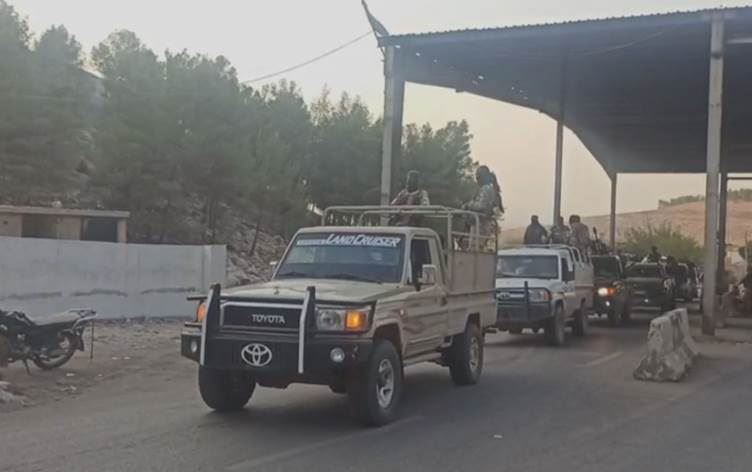 HTŞ, bazı birliklerini Efrin’den çekti, bir cezaevinde toplu mezar bulundu