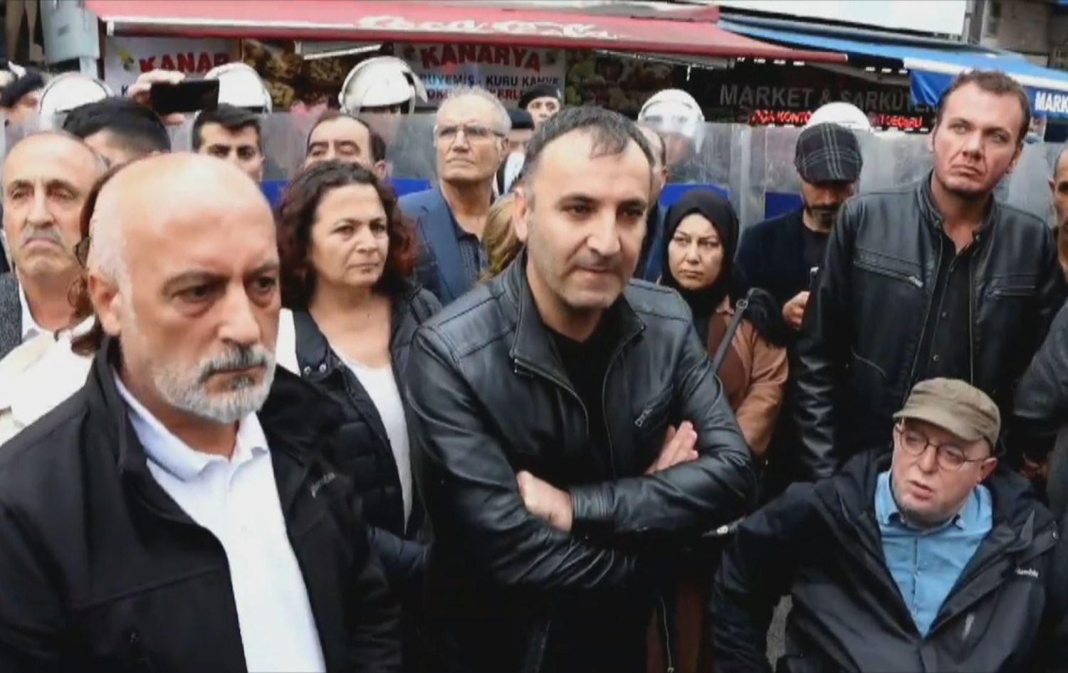Li Stenbolê polîsan rê neda çalakiya HDPê ya protestokirina "çekên kîmyewî"