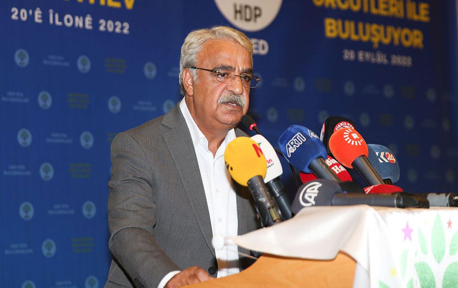 Sancar’dan Demirtaş açıklaması: Değişik görüşlerin olması başka ‘ayrılık’ olması başka