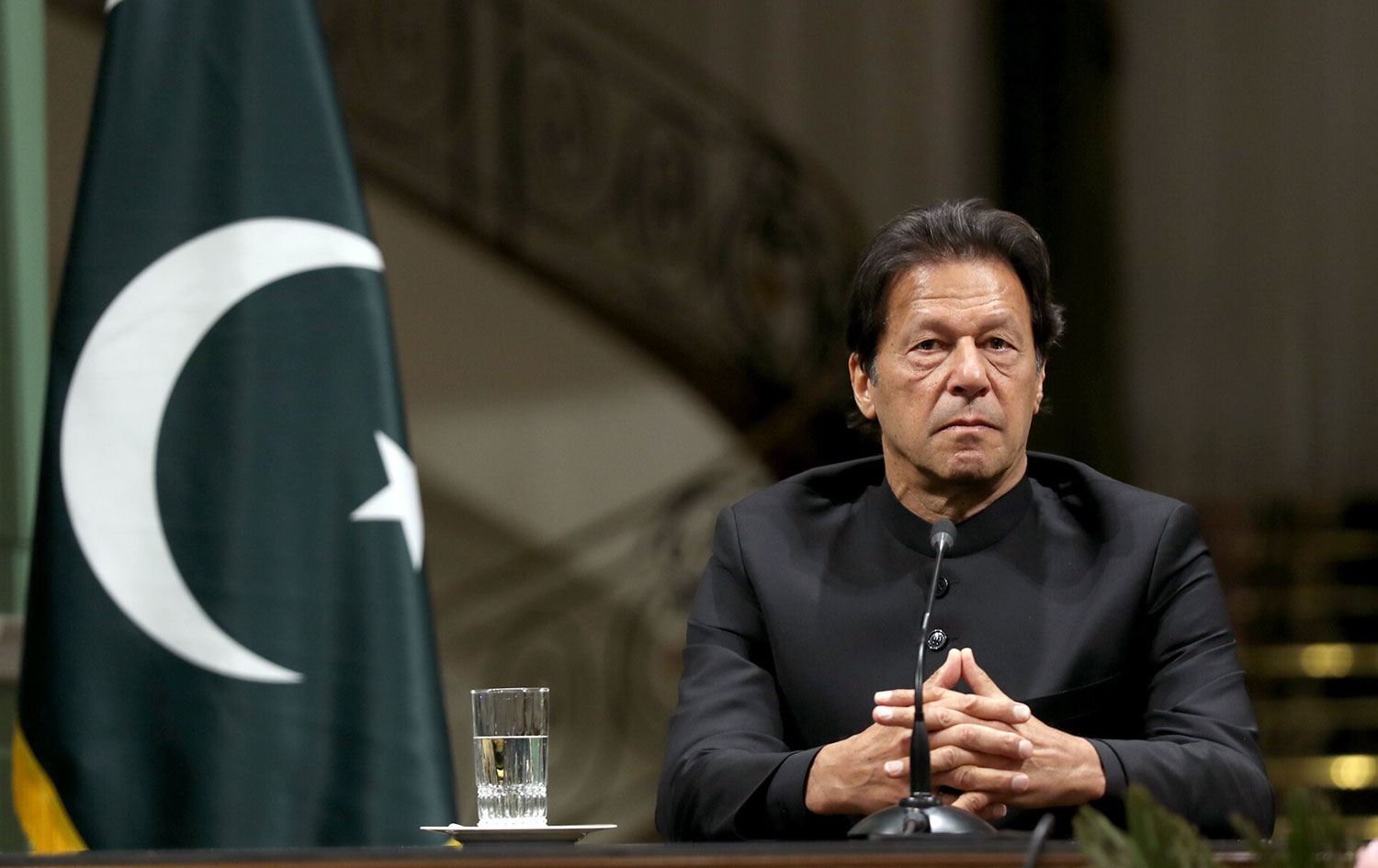 PAKİSTAN- İmran Han siyasetten menedildi, protestolar başladı