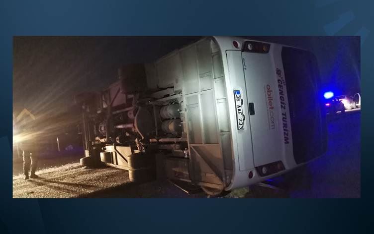 Kars'ta kaza: 14 yaralı