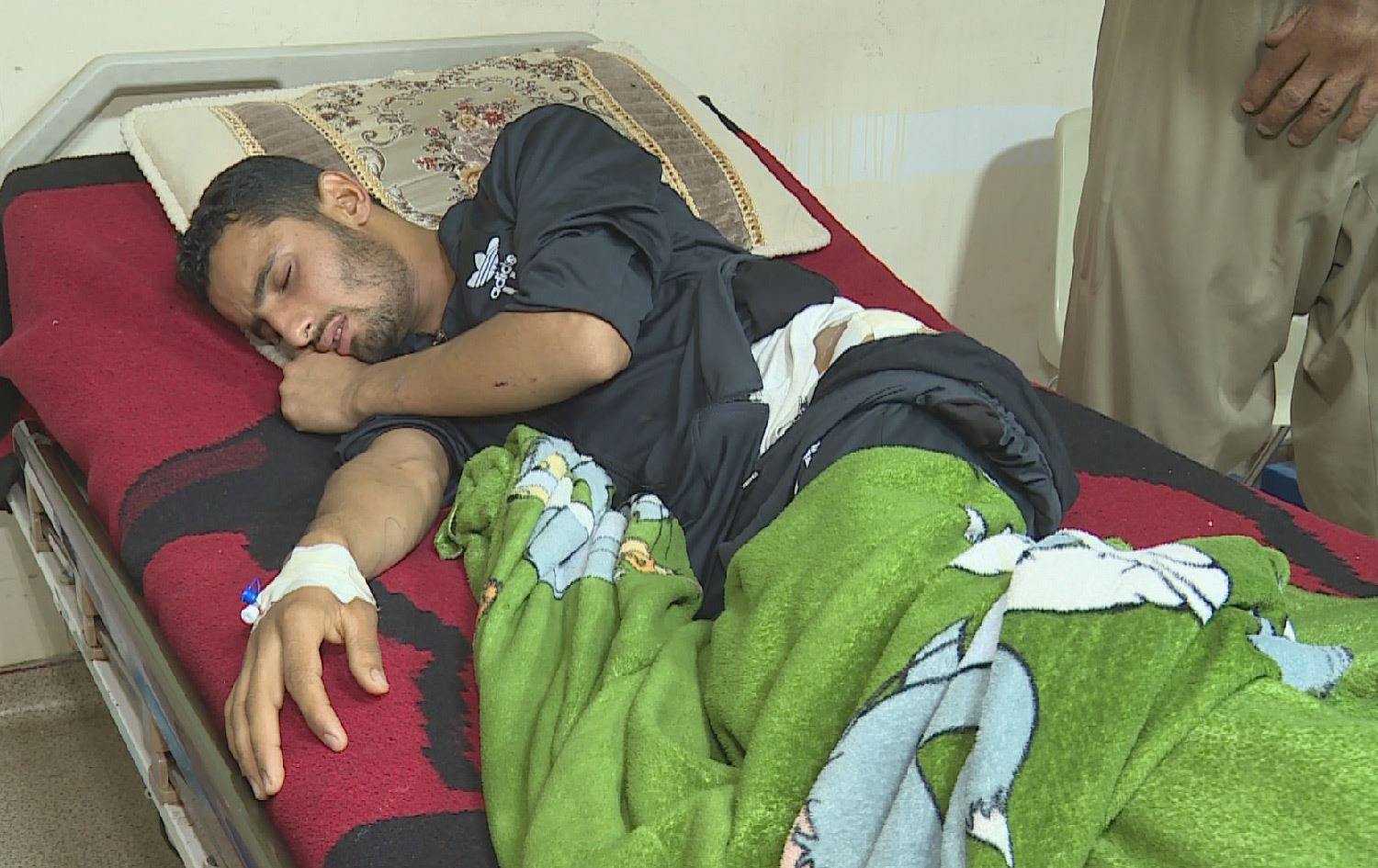 گەنجێک لە هەولێر سەگ گەستوویەتی و 7 رۆژە بێهۆشە، ڤاکسینەکەشی دەستناکەوێت