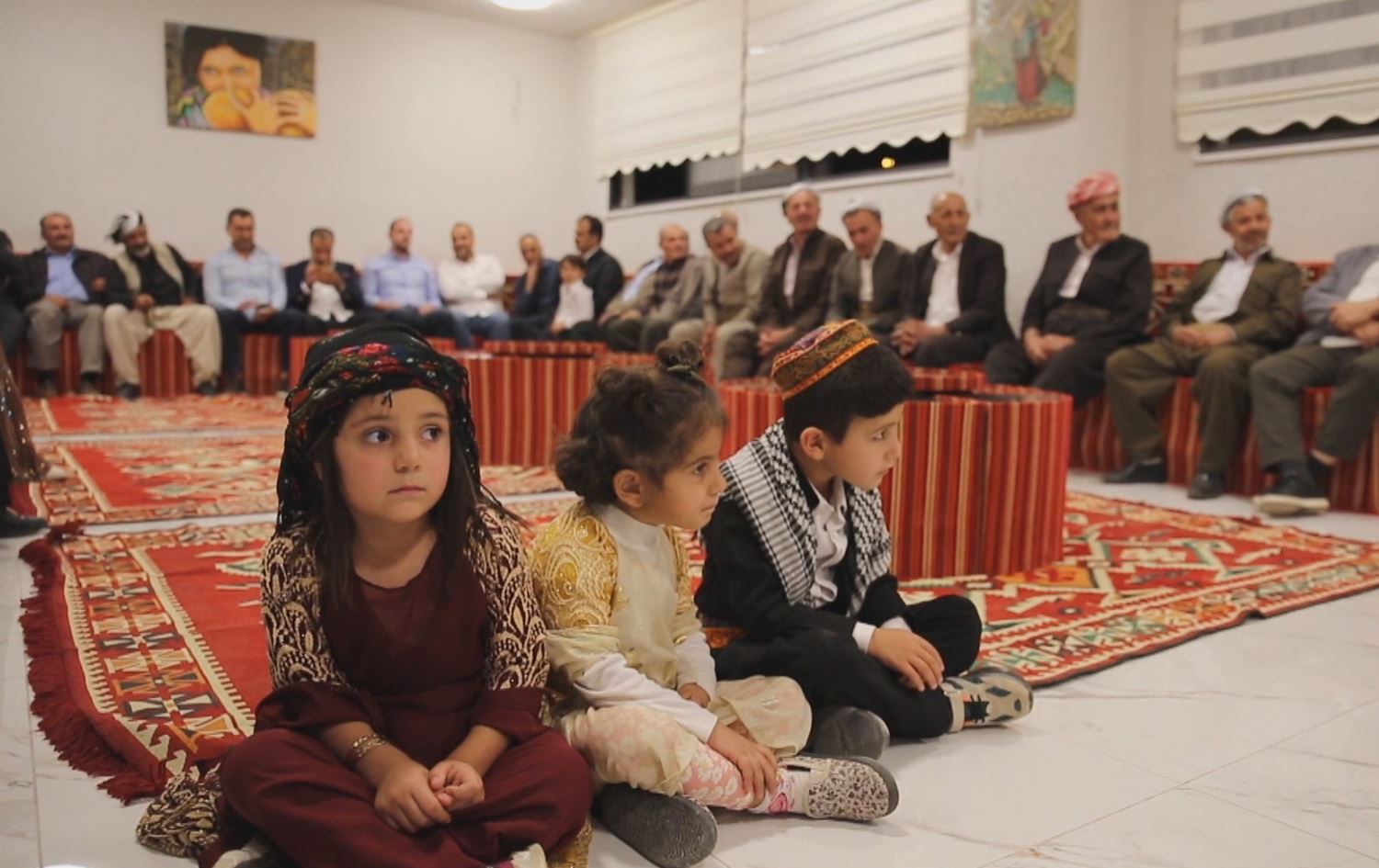 Şemdinli’de Kürt iş insanının açtığı kültür derneği ‘Dengbêj Gecesi’ düzenledi