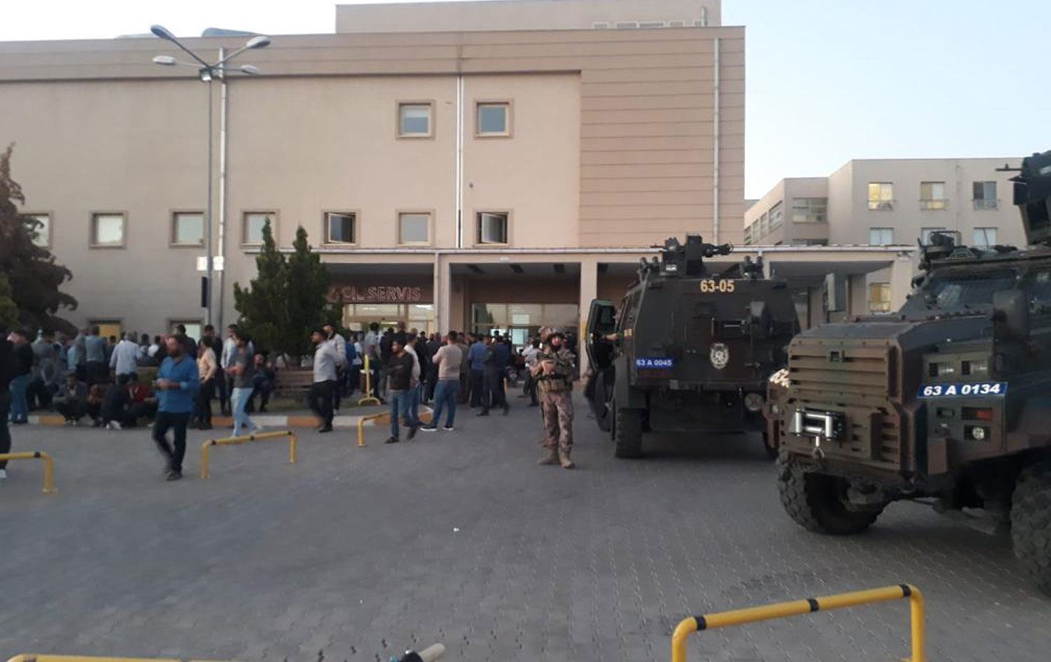 Urfa’da silahlar susmuyor; Aynı mahallede çatışma