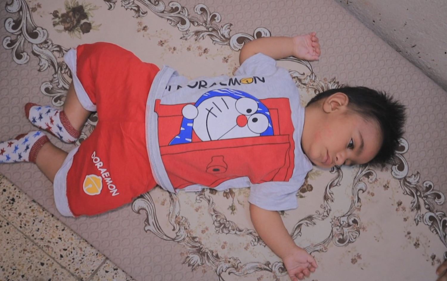 دایکی منداڵێک لە زاخۆ: منداڵەکەم پێویستی بە گۆڕێنی جگەرە، هاوکاریم بکەن با لەدەستم نەچێت