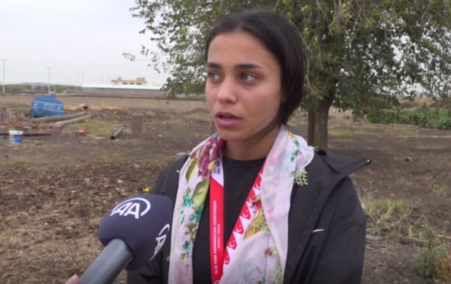 15 yaşındaki Beritan bilek güreşinde madalya kazandı