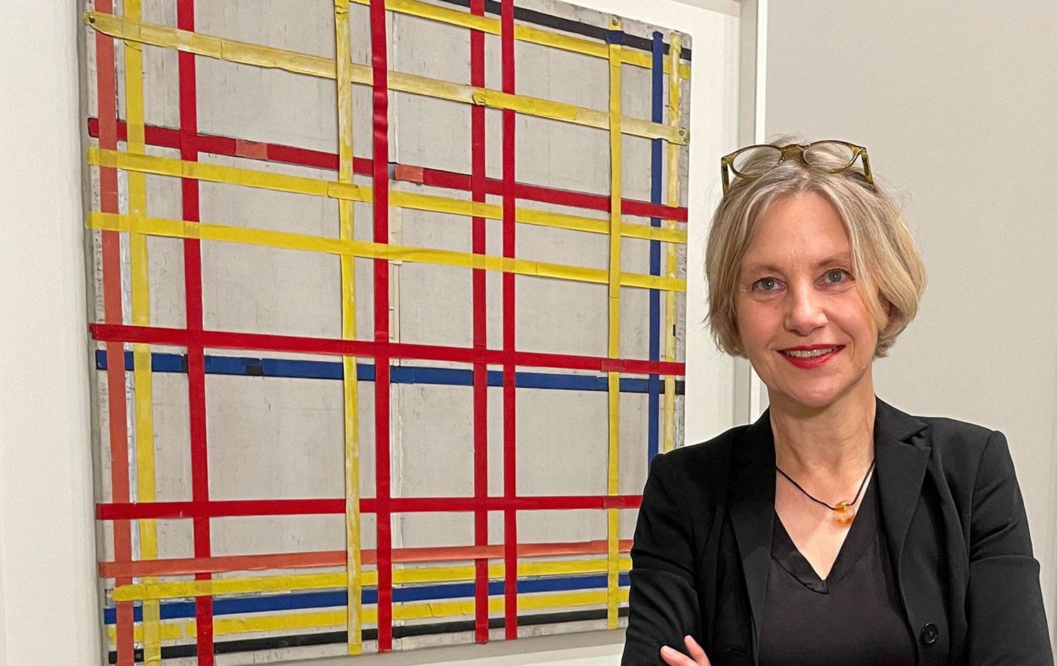 Meşhur tablo 77 yıldır ters duruyormuş!