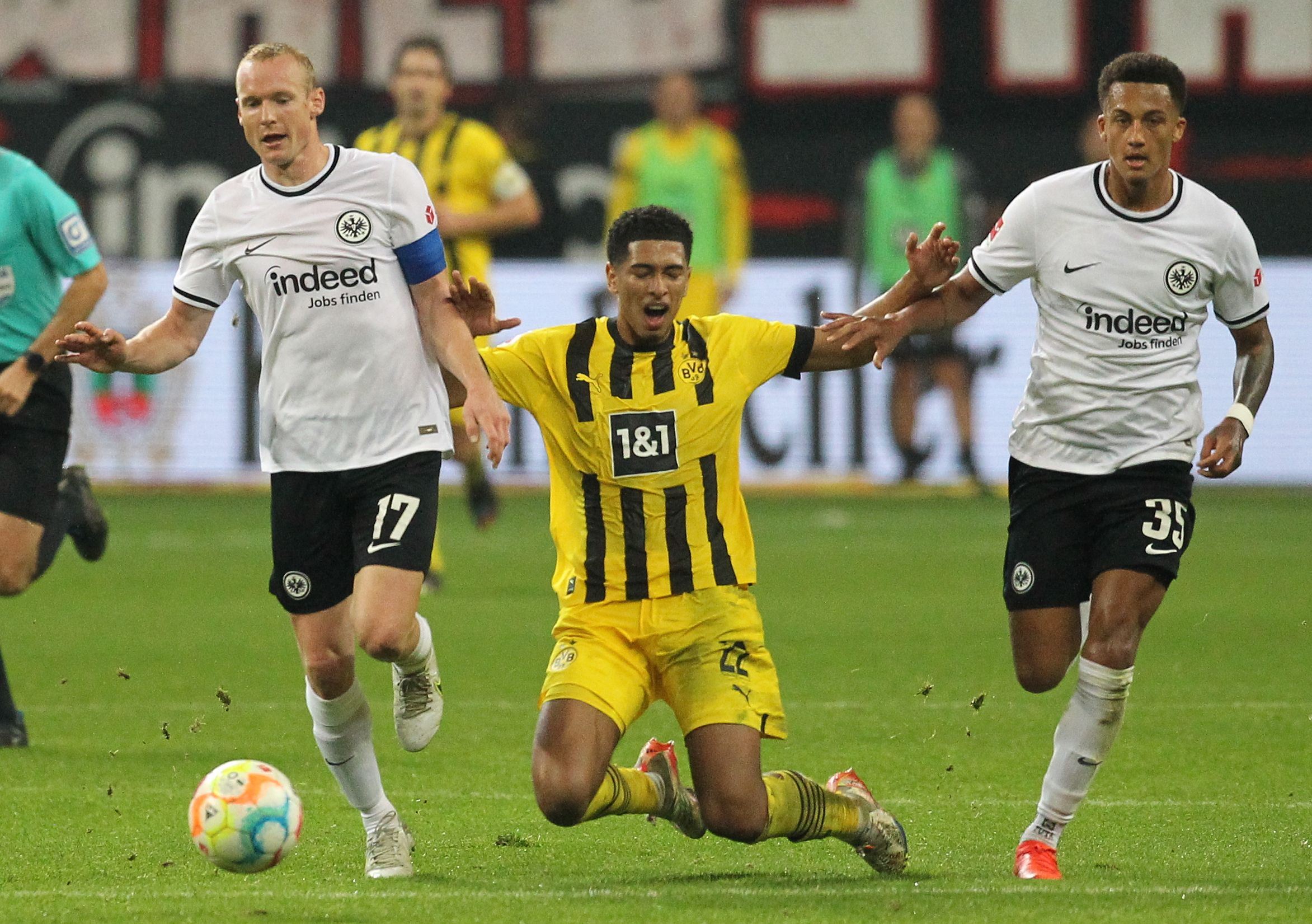 ڤیدیۆ؛ بۆرووسیا دۆرتموند لە فرانکفورتی بردەوە