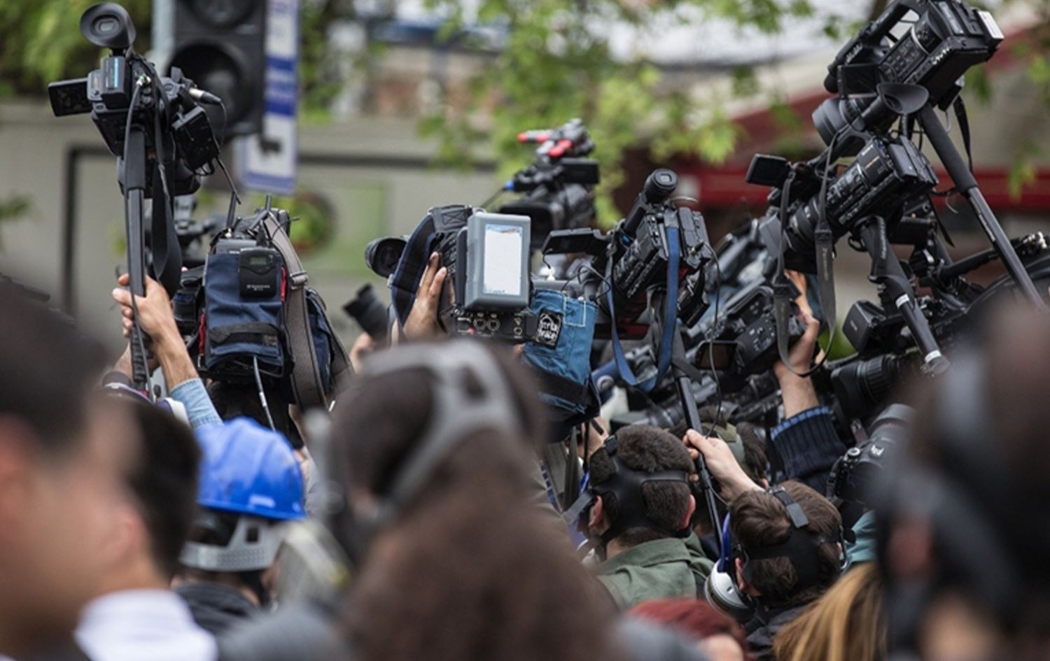 DFG: Li Tirkiyê 87 rojnamevan girtî ne