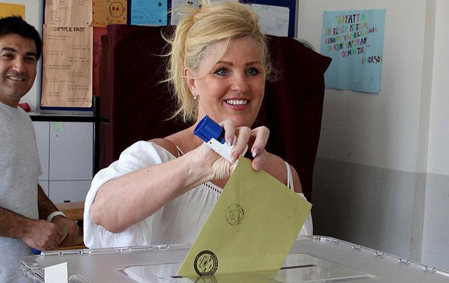 CHP: Li Tirkiyê 200 hezar dengderên biyanî hene