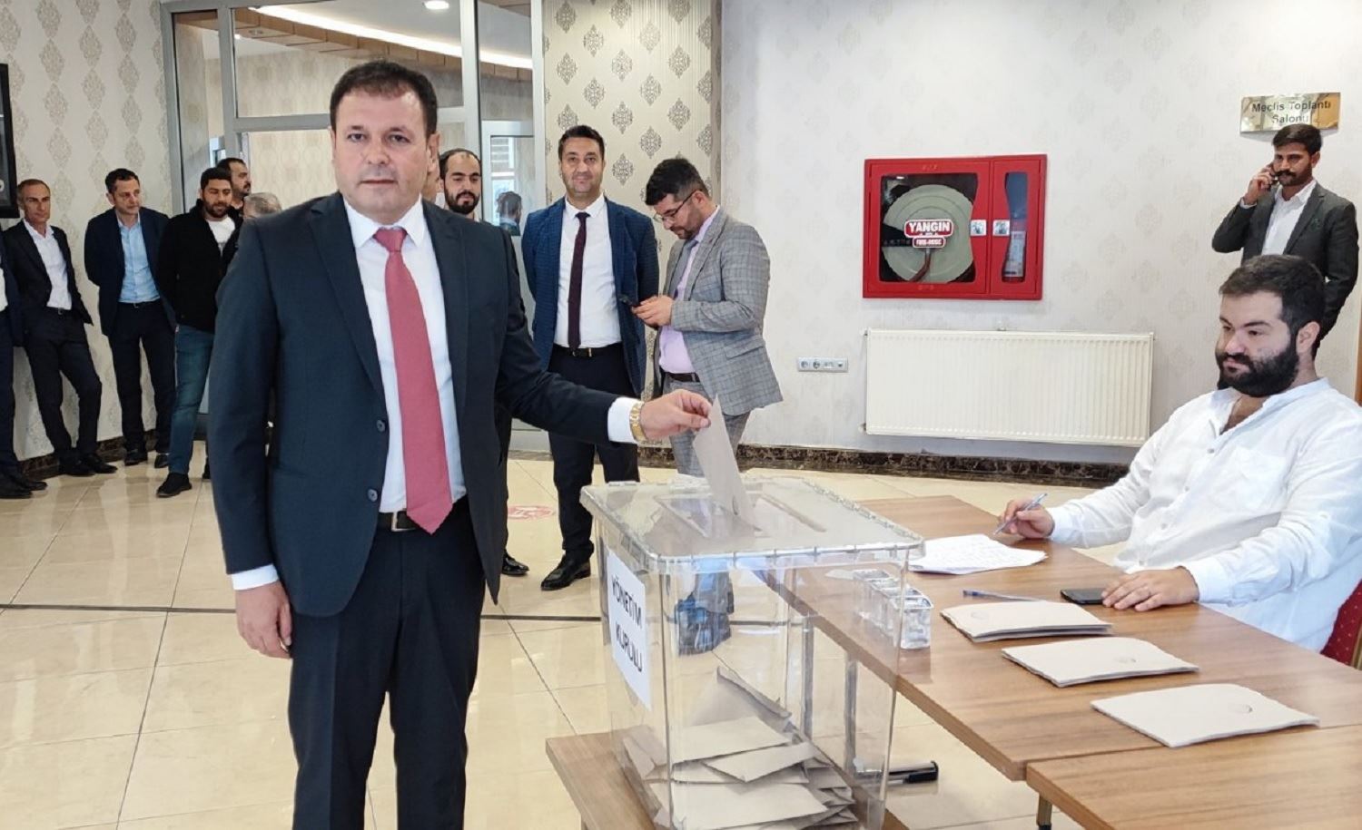 Serokê Odeya Bazirganî û Pîşesazî ya Rihayê hat hilbijartin