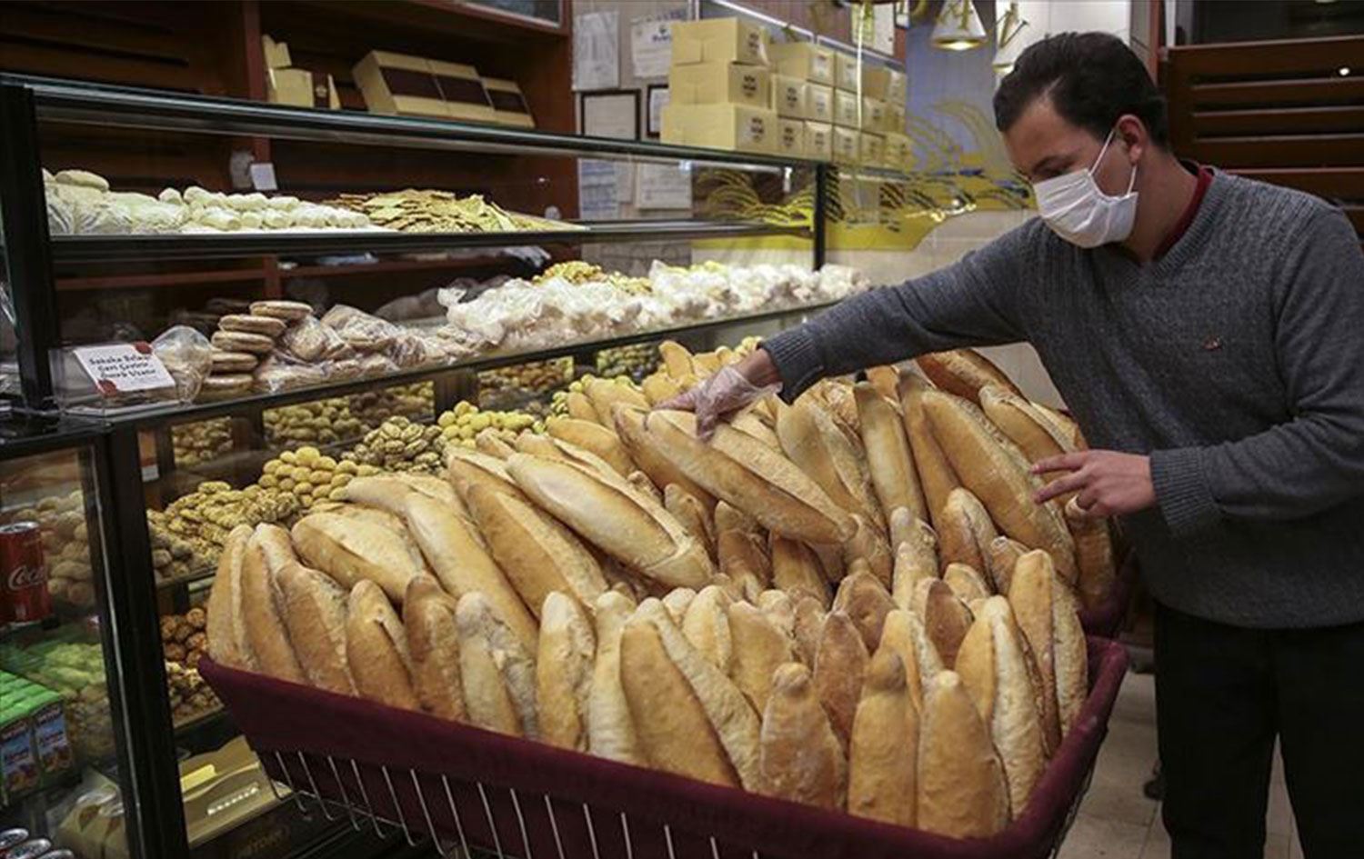 Serokê sendîkayeke nan: Bihayê nan li Stenbolê %50 zêde dibe