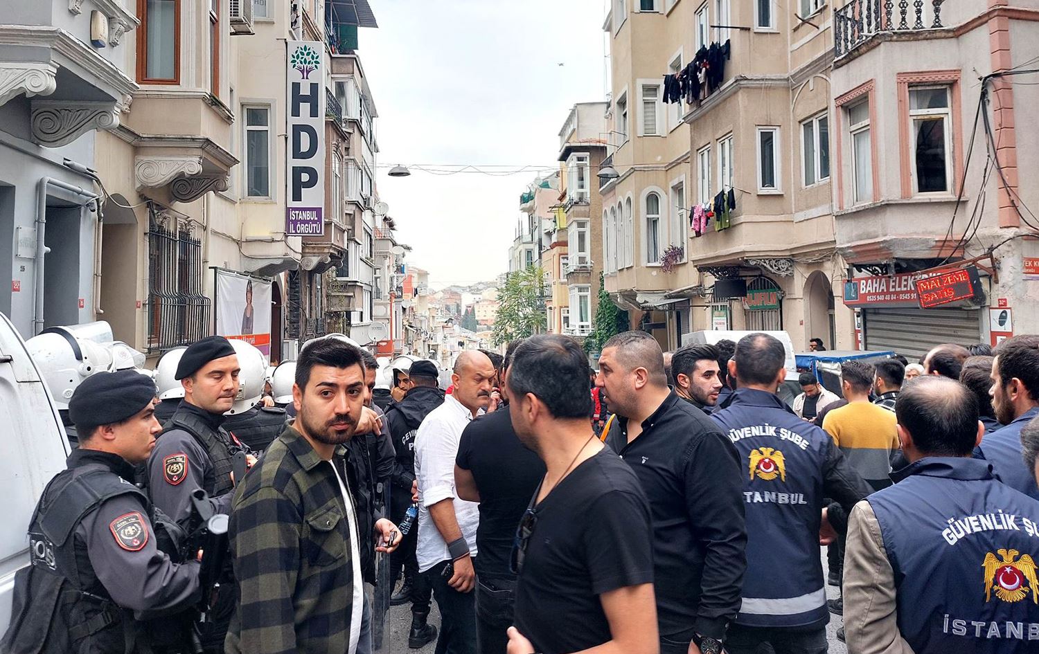 Li Tirkiye û Bakurê Kurdistanê HDPê dijî çekên kîmyayî xwepêşandan kirin