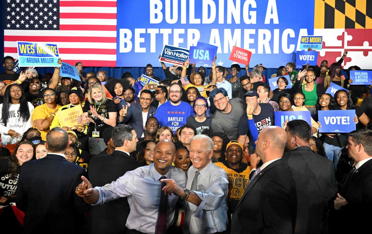 راپرسییەکان چانسی کۆمارییەکان بۆ بردنەوەی هەڵبژاردنەکانی نیوەوەرزی ئەمریکا پێشاندەدەن
