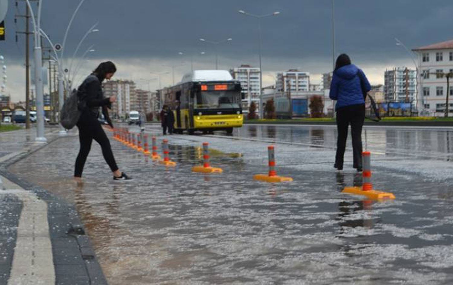 Meteorolojiden bazı iller için 'sarı kod' uyarısı