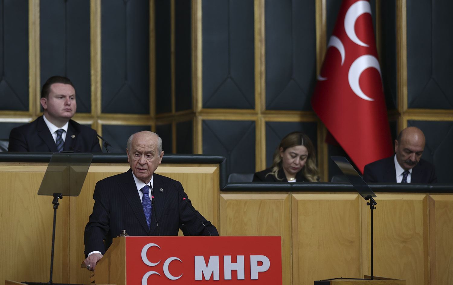 Bahçeli: Biz görüşülmeye değil, demokratik çözüme bakıyoruz