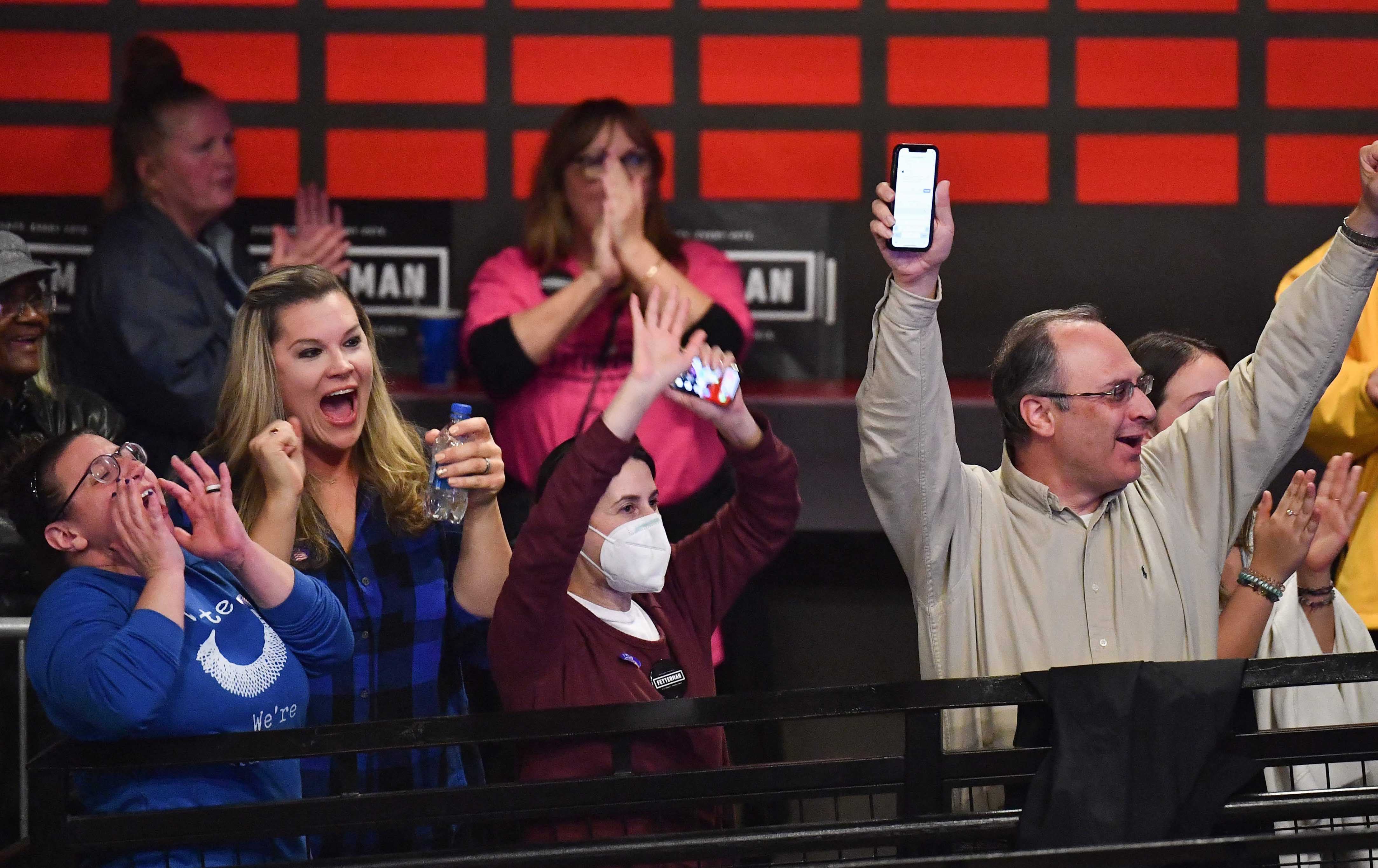 ئەنجامی بەرایی؛ کۆمارییەکان لە ئەنجوومەنی نوێنەران لەپێشن و کێبڕکێی تووند لەسەر ئەنجوومەنی پیرانە