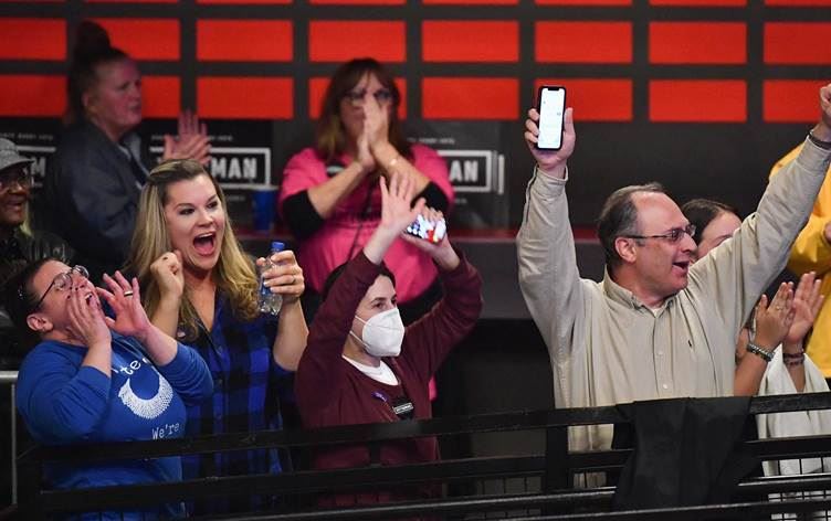 ABD'de ara seçim: Cumhuriyetçiler önde