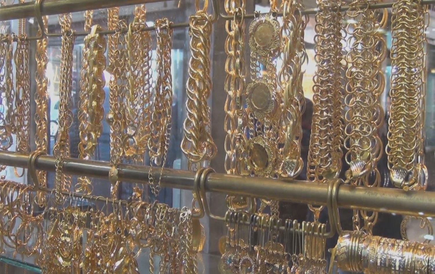 Buhayê zêr li Rojavayê Kurdistanê û Sûriyê bilind bûye