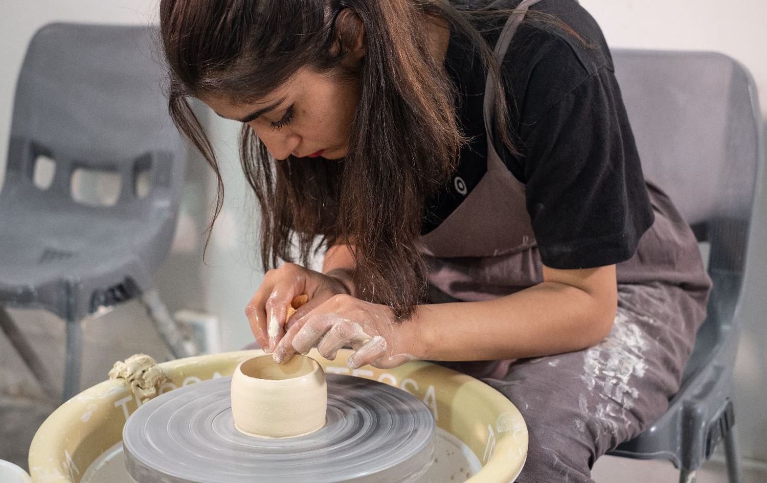 Artisanal handicraft becomes second home for Kobane refugee