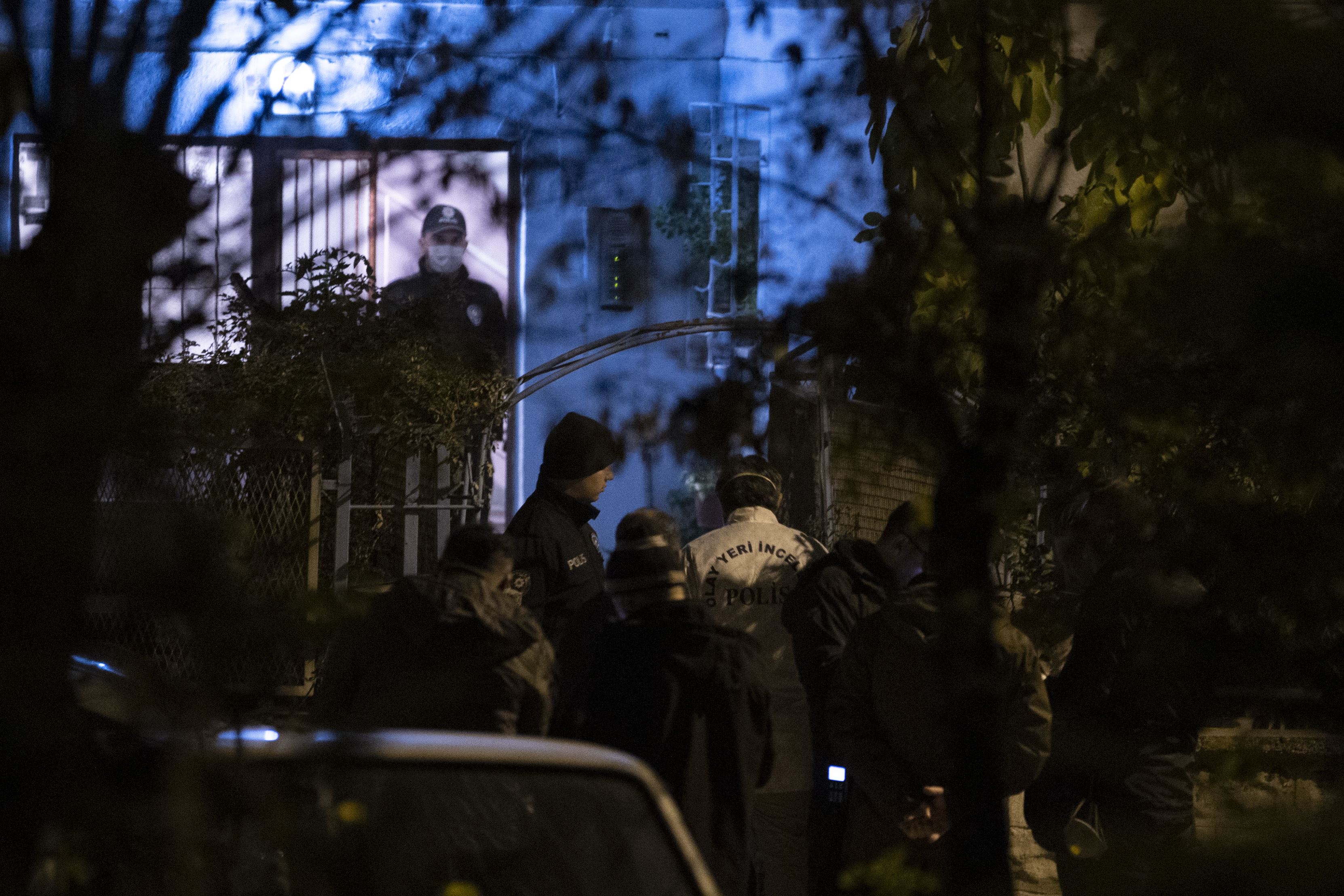 ‘Beş Afgan hırsızlar tarafından alıkonularak öldürüldü’