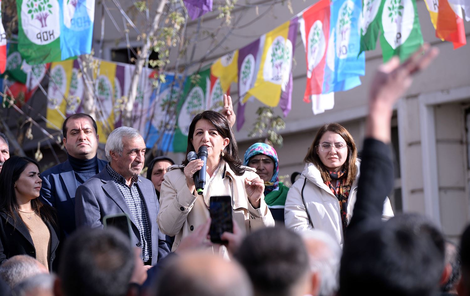Buldan bo Akşener: Sivikatiya bi Kurdan û HDPê ji xwe re kiriye erk