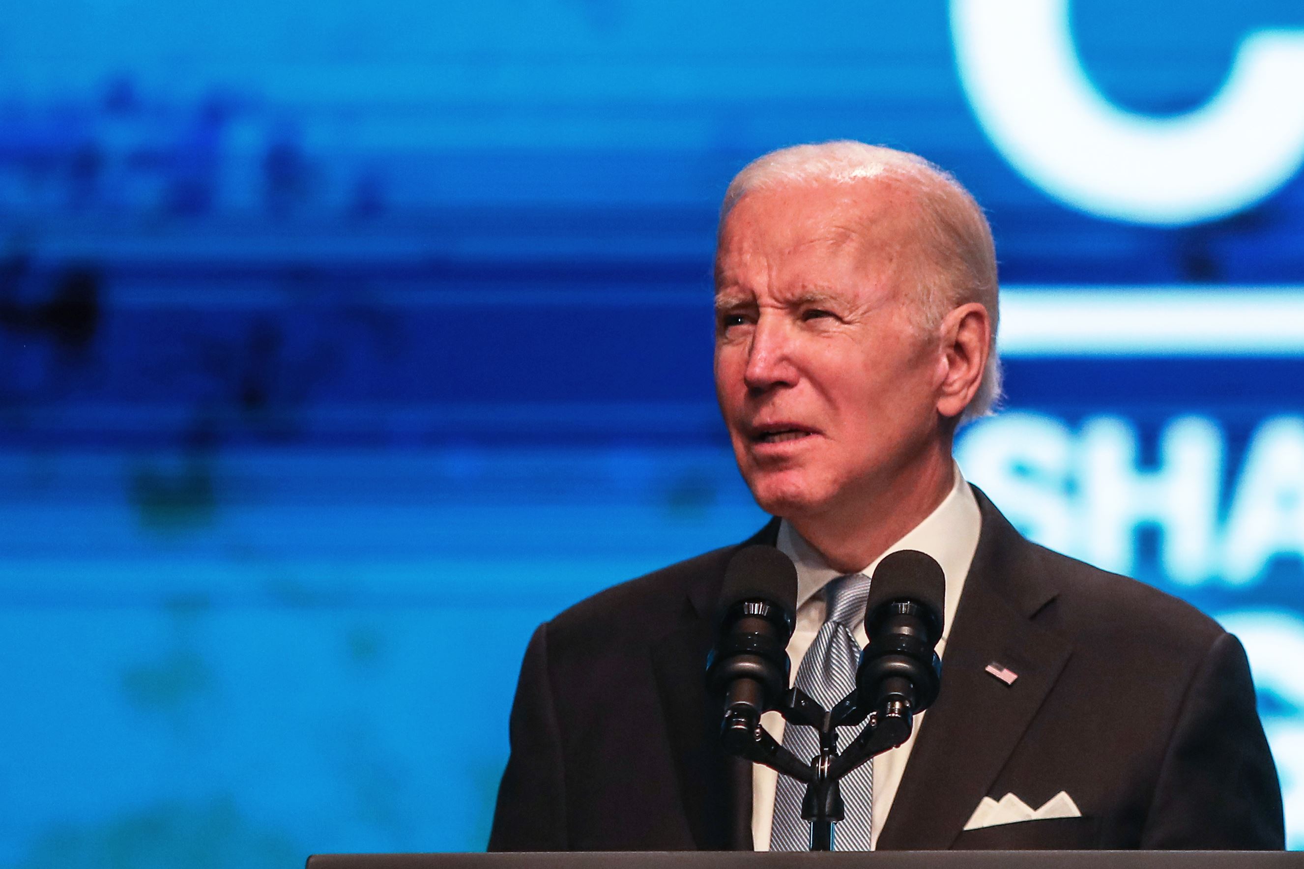 Biden, Paris İklim Anlaşması'ndan çekildiklerinden dolayı özür diledi