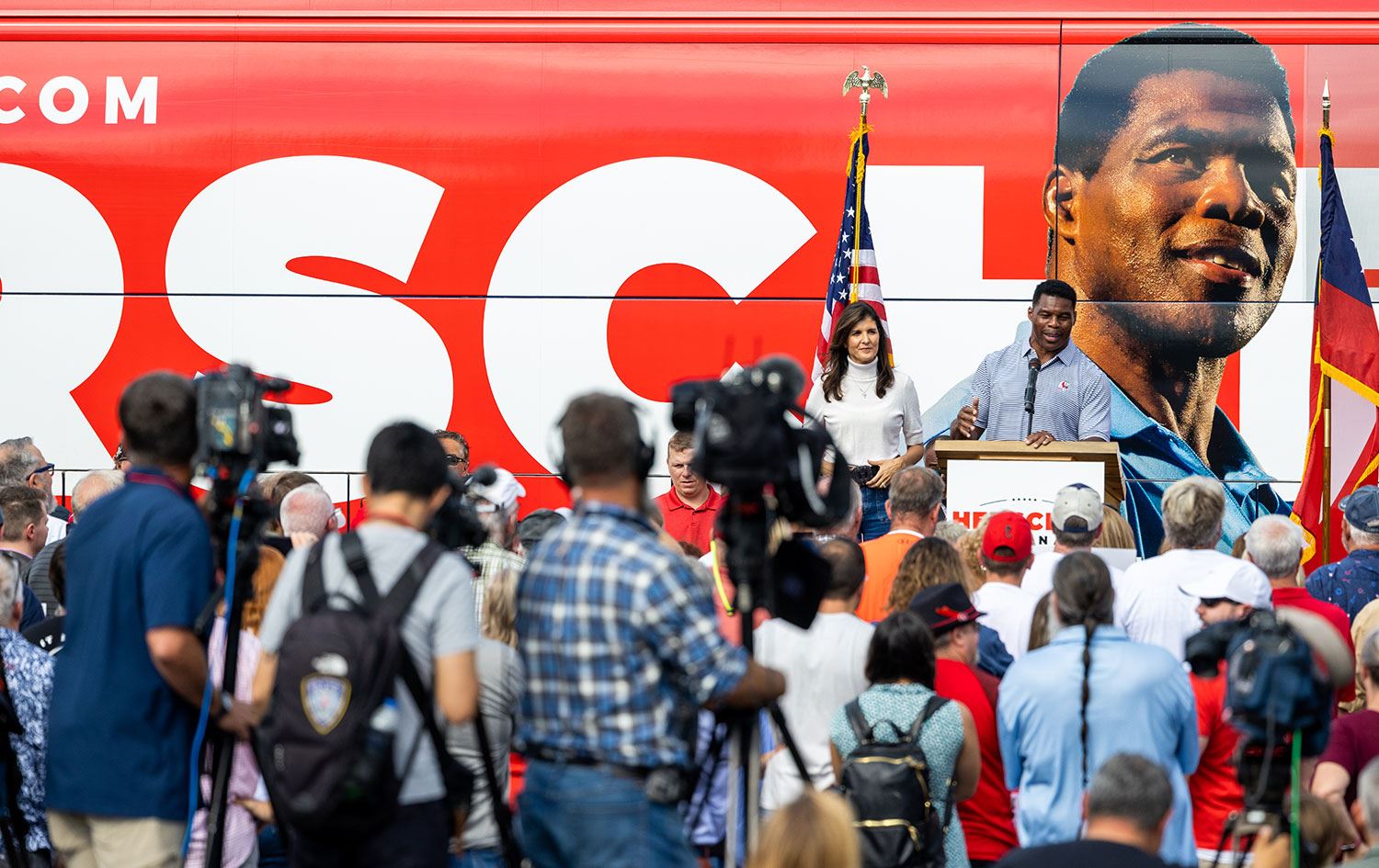 ABD ARA SEÇİMLERİ: Arizona’da Demokrat aday kazandı